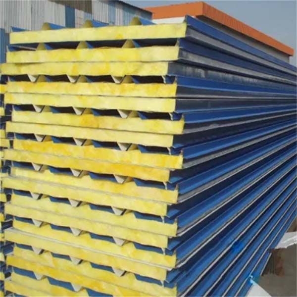 Stacked glasswool sandwich panels with metal facing for steel warehouse and workshop roof and wall cladding systems