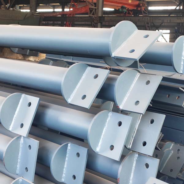 Steel tie rod component used in prefabricated steel building connections