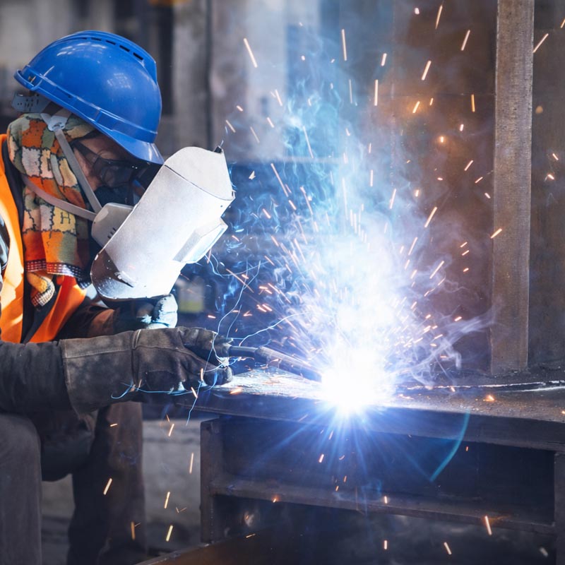 Steel component assembly and welding during the production process